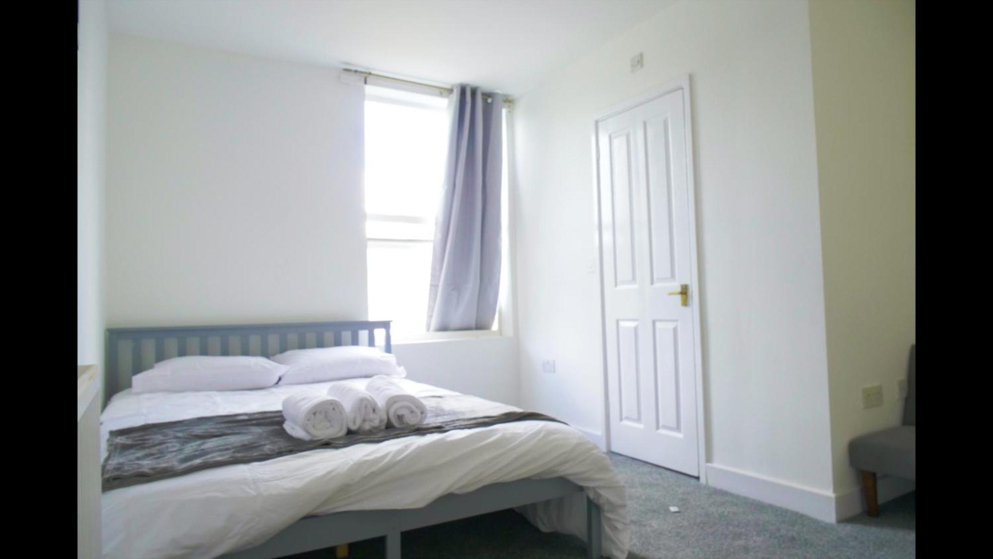 Cosy & Modern 1 Bed Studio Apart-Hotel เลมิงตันสปา ภายนอก รูปภาพ