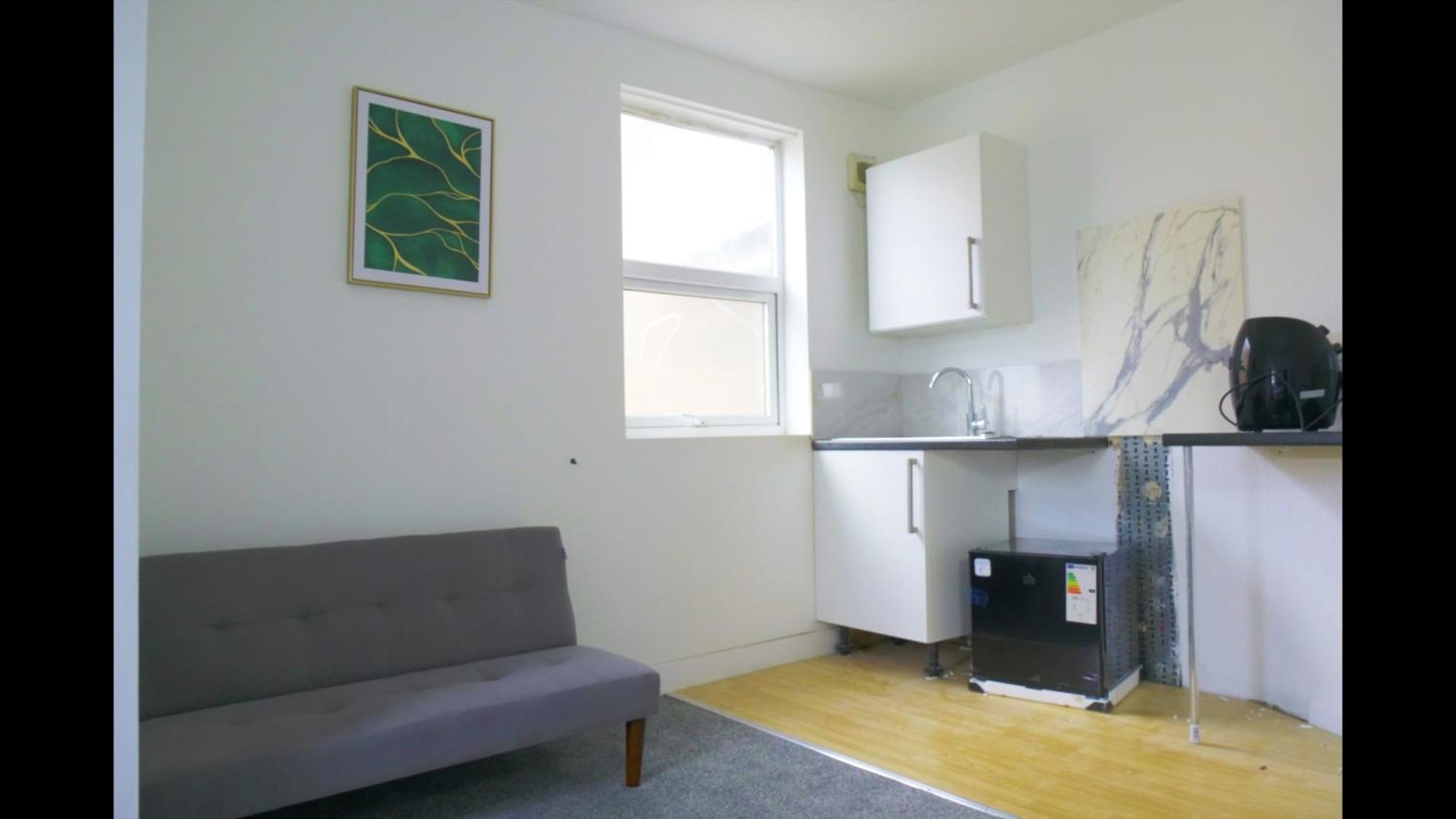 Cosy & Modern 1 Bed Studio Apart-Hotel เลมิงตันสปา ภายนอก รูปภาพ